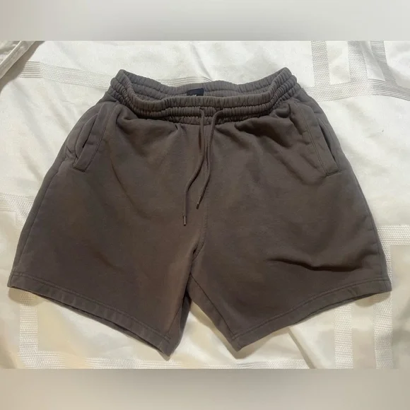H&M Men's Brownish-Grey Athletic Shorts - Picture 1 of 6